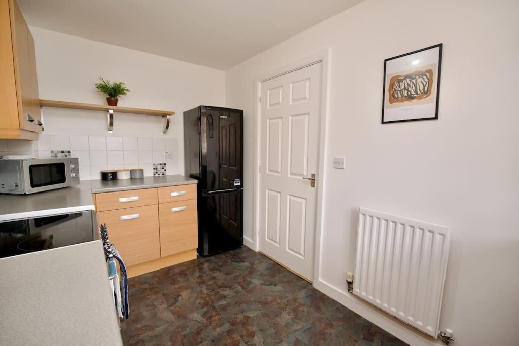 Highley'S Nest - Fully Furnished Gem, Free Private Parking, Sky Tv & Netflix Villa Coventry Eksteriør billede