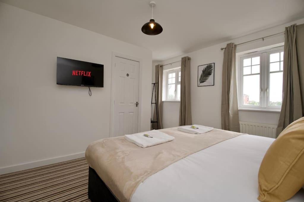 Highley'S Nest - Fully Furnished Gem, Free Private Parking, Sky Tv & Netflix Villa Coventry Eksteriør billede